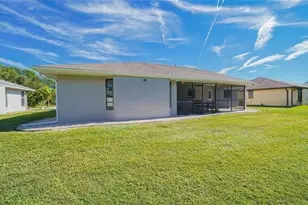 367 Mendoza St, Punta Gorda, FL 33983 - Photo 4
