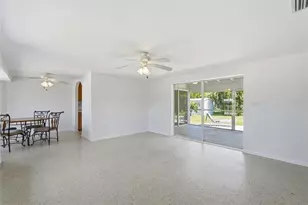 700 Dolphin Pkwy, Punta Gorda, FL 33950 - Photo 4