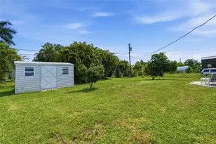 700 Dolphin Pkwy, Punta Gorda, FL 33950 - Photo 32