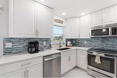 21531 Gladis Avenue, Port Charlotte, FL 33952 - Photo 18
