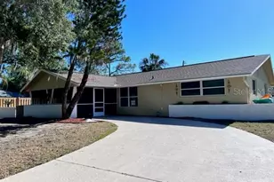 424 Vannell St, Port Charlotte, FL 33954 - Photo 4