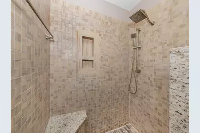21004 Isola Bella Circle, Venice, FL 34292 - Photo 20