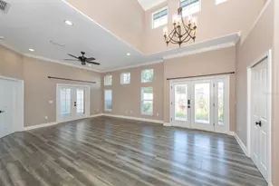 21004 Isola Bella Cir, Venice, FL 34292 - Photo 18
