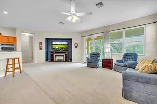 12933 SW Pembroke Cir S, Lake Suzy, FL 34269 - Photo 18