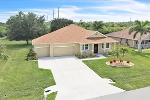 12933 SW Pembroke Cir S, Lake Suzy, FL 34269 - Photo 42