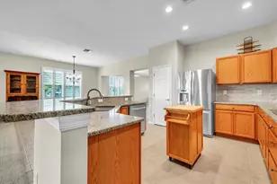 12933 SW Pembroke Cir S, Lake Suzy, FL 34269 - Photo 14