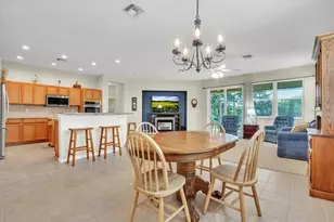 12933 SW Pembroke Cir S, Lake Suzy, FL 34269 - Photo 10
