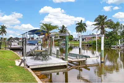 321 Weber Terrace, Port Charlotte, FL 33952 - Photo 38