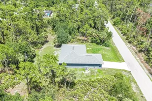 18020 Poston Ave, Port Charlotte, FL 33948 - Photo 36