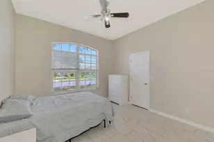 4327 Manfield Dr, Venice, FL 34293 - Photo 32