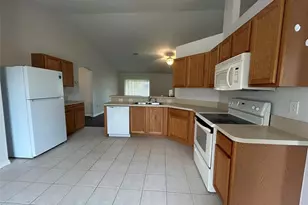 2399 Oracle Ln, North Port, FL 34286 - Photo 8
