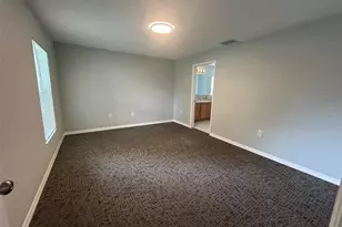 2399 Oracle Ln, North Port, FL 34286 - Photo 10