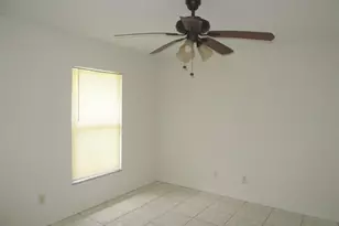 2716 Vogler Ln, North Port, FL 34286 - Photo 6