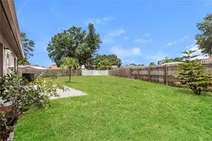 1002 Pinehaven Ct, Brandon, FL 33511 - Photo 14