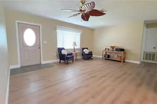 112 Sunnyside St NW, Port Charlotte, FL 33952 - Photo 6