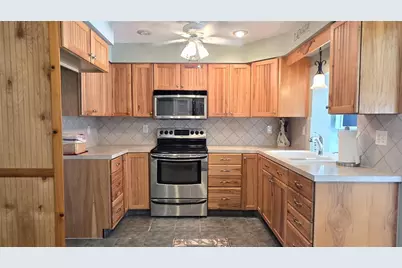 112 Sunnyside Street NW, Port Charlotte, FL 33952 - Photo 10