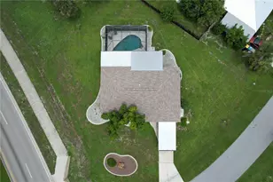 112 Sunnyside St NW, Port Charlotte, FL 33952 - Photo 2