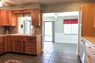 112 Sunnyside St NW, Port Charlotte, FL 33952 - Photo 8