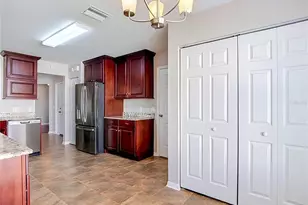 9718 Pleasant Run Way, Tampa, FL 33647 - Photo 20
