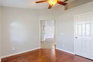 9718 Pleasant Run Way, Tampa, FL 33647 - Photo 10