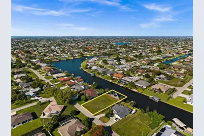 3022 SE 6th Avenue, Cape Coral, FL 33904 - Photo 8