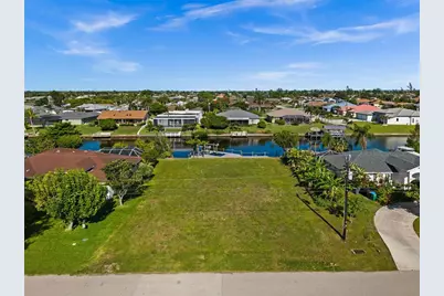 3022 SE 6th Avenue, Cape Coral, FL 33904 - Photo 6