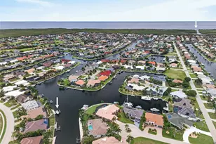 2018 Deborah Dr, Punta Gorda, FL 33950 - Photo 2