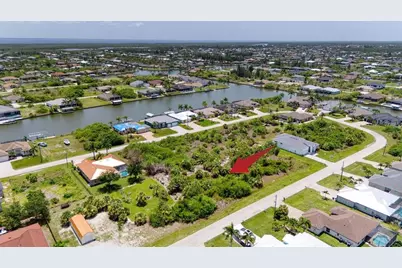 8123 Tracy Circle, Port Charlotte, FL 33981 - Photo 2