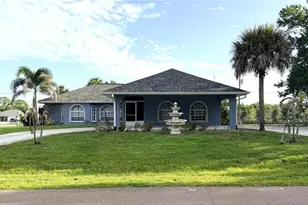 22262 Seyburn Terrace, Port Charlotte, FL 33954 - Photo 2