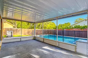 1032 Hardwood Dr, Valrico, FL 33596 - Photo 46