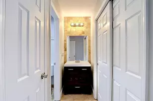 1032 Hardwood Dr, Valrico, FL 33596 - Photo 22