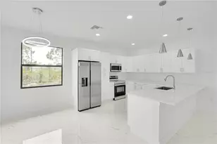 153 Australian Dr, Rotonda West, FL 33947 - Photo 12
