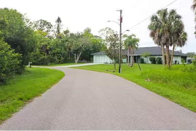515 Ramblewood Street, Port Charlotte, FL 33953 - Photo 14