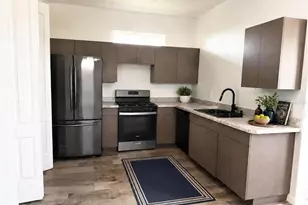 935 Linden Rd, Venice, FL 34293 - Photo 12