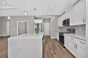 9590 Honeymoon Dr, Port Charlotte, FL 33981 - Photo 14