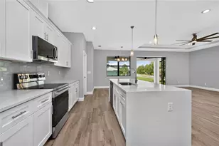 9590 Honeymoon Dr, Port Charlotte, FL 33981 - Photo 16