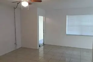 2524 Congress St, Fort Myers, FL 33901 - Photo 2