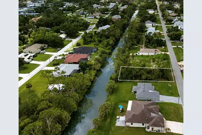256 Yorkshire Street, Port Charlotte, FL 33954 - Photo 2