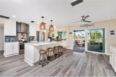 321 Capri Isles Ct, Punta Gorda, FL 33950 - Photo 14