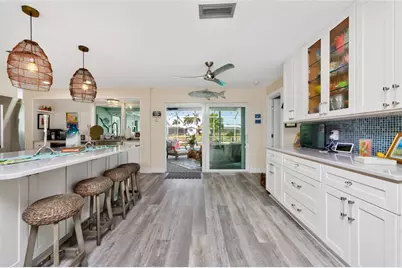321 Capri Isles Ct, Punta Gorda, FL 33950 - Photo 14