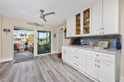 321 Capri Isles Ct, Punta Gorda, FL 33950 - Photo 16
