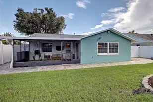 1439 Strada D Oro, Venice, FL 34292 - Photo 12