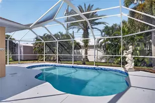 2683 Lakeshore Cir, Port Charlotte, FL 33952 - Photo 4