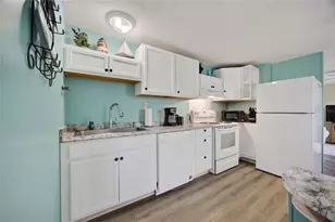 3160 10th St, Englewood, FL 34224 - Photo 10