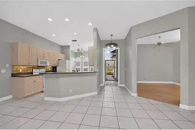 1611 Atares Drive #Unit 111, Punta Gorda, FL 33950 - Photo 4