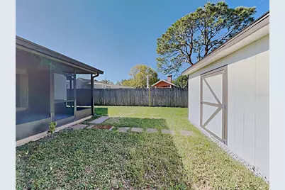 5500 Crissman Drive N, Saint Petersburg, FL 33714 - Photo 20