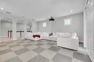 17923 Barn Close Dr, Lutz, FL 33559 - Photo 36