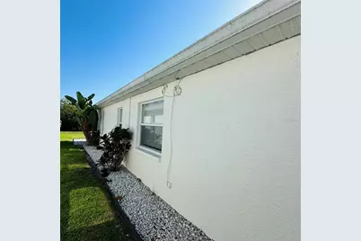 13412 SW Pembroke Circle N, Lake Suzy, FL 34269 - Photo 4