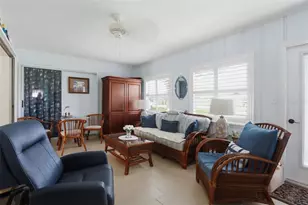 510 Circlewood Dr, Venice, FL 34293 - Photo 8