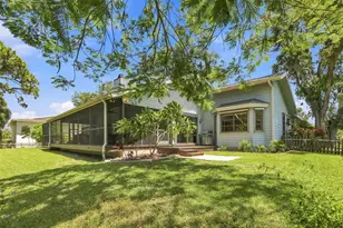 881 Pinto Cir, Nokomis, FL 34275 - Photo 4